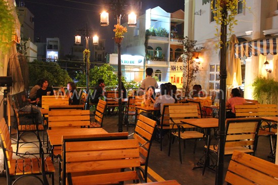 Cafe Boulevard-2