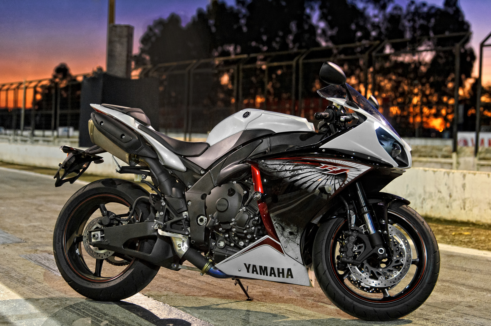 Yamaha YZF R1 2013 