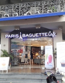 Paris &amp; Baguette - Cao Thắng